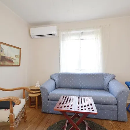 Vakantiehuis Nice In Skaerbaek With Kitchen *
